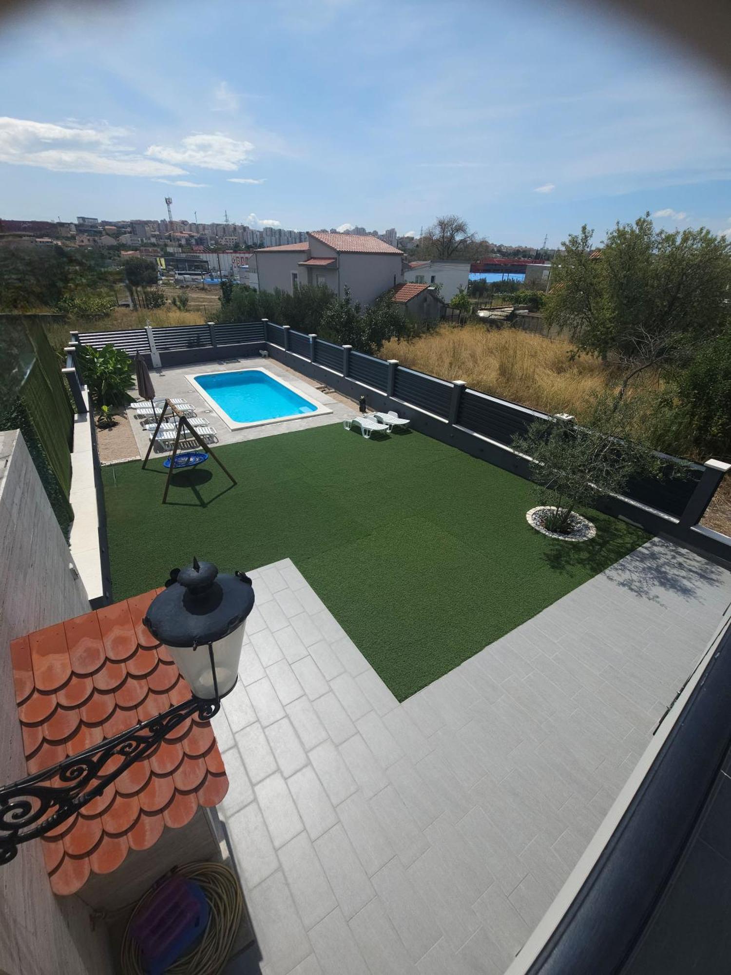 As Moon With Pool Villa *